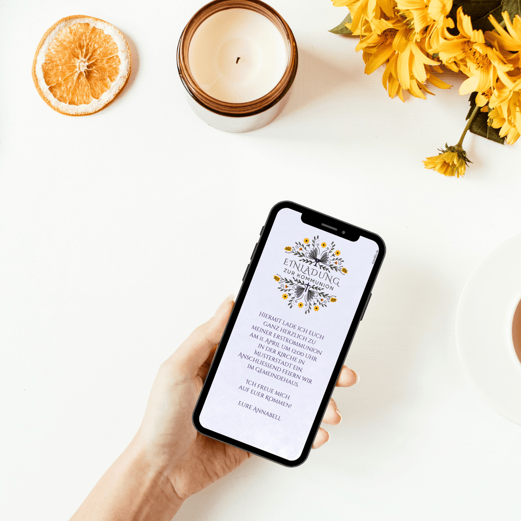 Wunderschöne digitale Einladung Erstkommunion mit floralem Muster